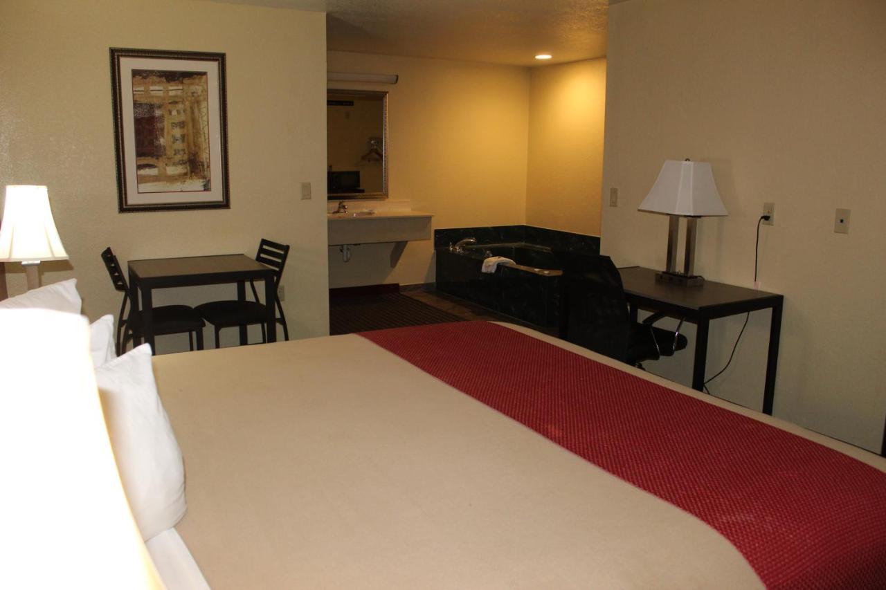 Scottish Inns ฟอร์ตเวิร์ท ภายนอก รูปภาพ