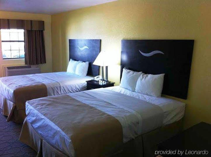 Scottish Inns ฟอร์ตเวิร์ท ภายนอก รูปภาพ