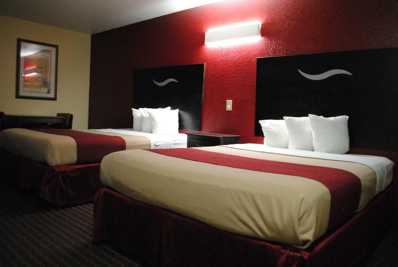 Scottish Inns ฟอร์ตเวิร์ท ภายนอก รูปภาพ